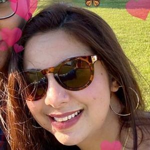 Meet your Posher, Munira